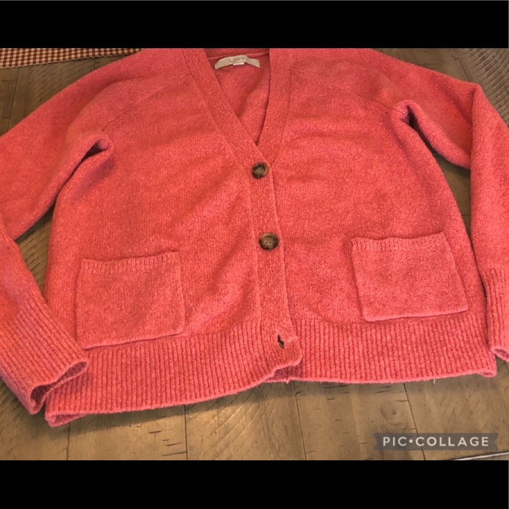 LOFT Cropped Pocket Cardigan